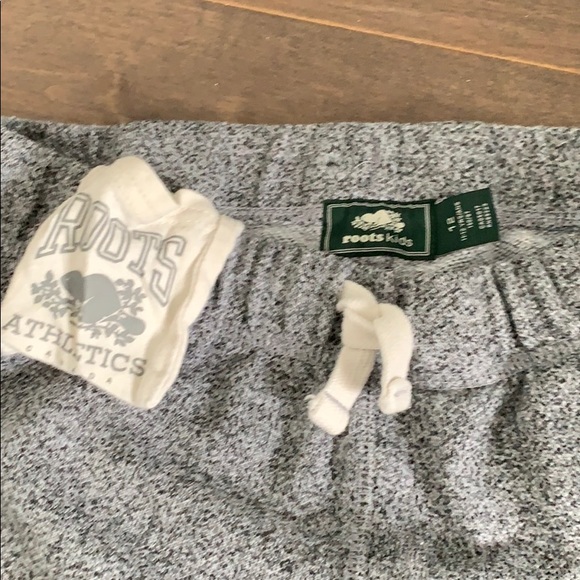 Roots Grey Sweapants - Picture 6 of 8